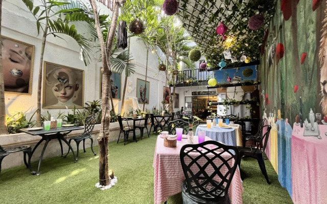 Art House Aruma Hotel