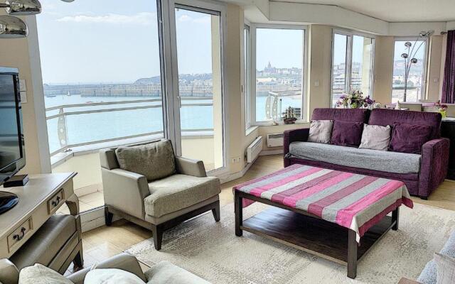 Appartement Granville, 3 Pièces, 4 Personnes - Fr-1-361-161