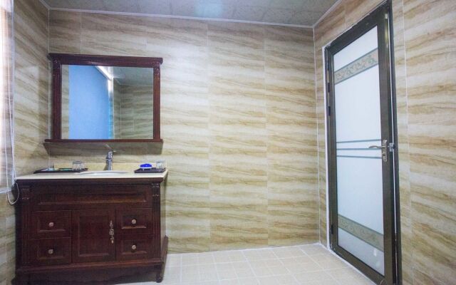 Tai Fu Business Hotel