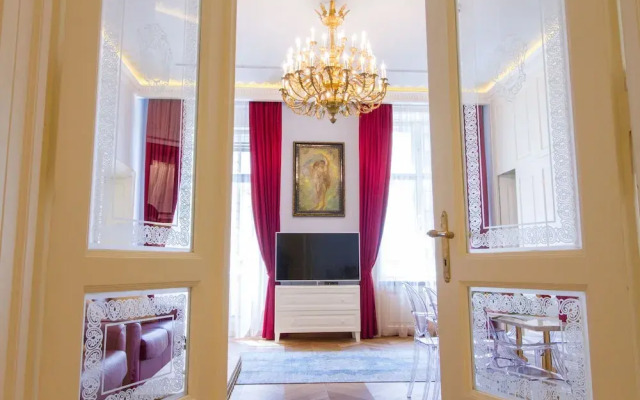 Count Zrinyi Basilica Residence