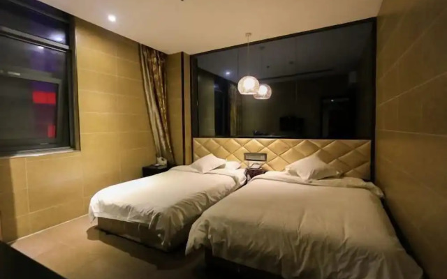 MOLAN Hotel（Fangte Second Phase Store）