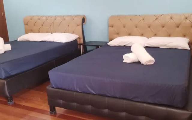 Platinum Hotel