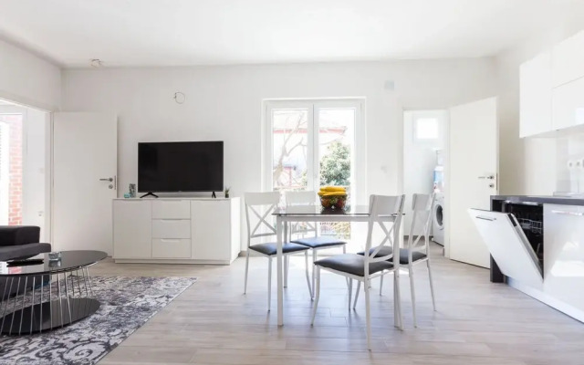 Spacious Zadar Apartments Near Beach