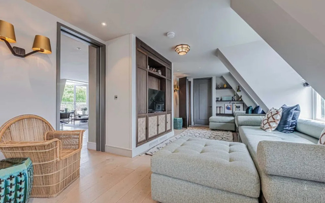 Westminster Apartments by D'montrio