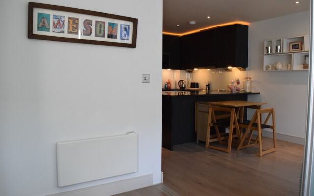 1 Bedroom Apartment in Imperial Wharf