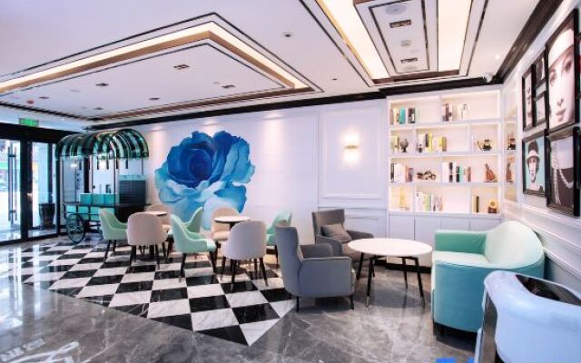 Xana Hotelle(Changchu Hongqi Street Jida Yiyuan Wanda Plaza Store)