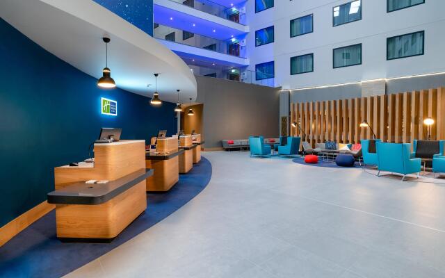 Holiday Inn Express London Heathrow T4 by IHG