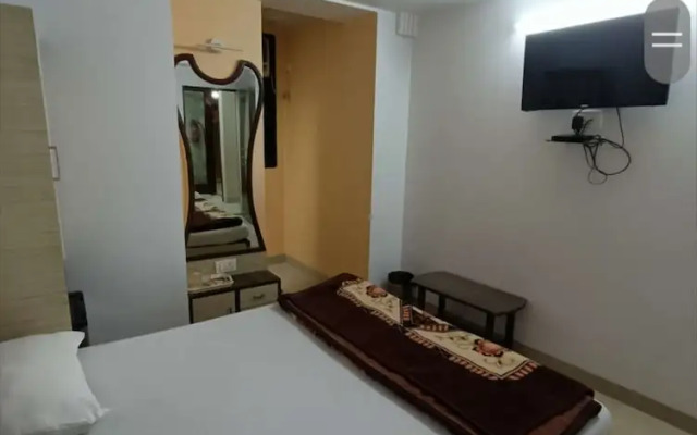 OYO 3552 Hotel Broadway