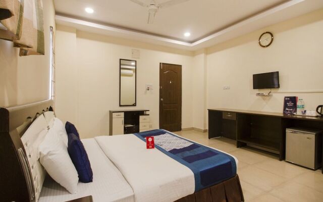 Sravya Compact Residency by OYO Rooms
