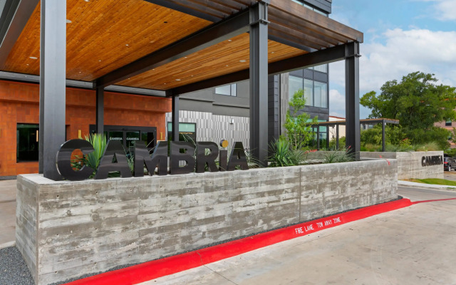 Cambria Hotel Austin Airport