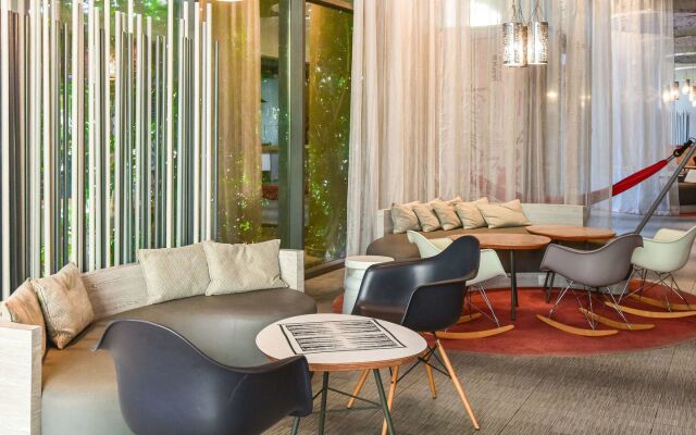 Ibis Casa-voyageurs