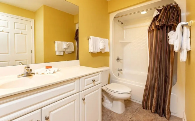 Phoenix Ix 1405 3 Bedroom Condo