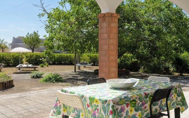 Marie Maison Salinola