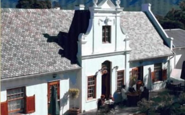 Kronenhoff Guest House