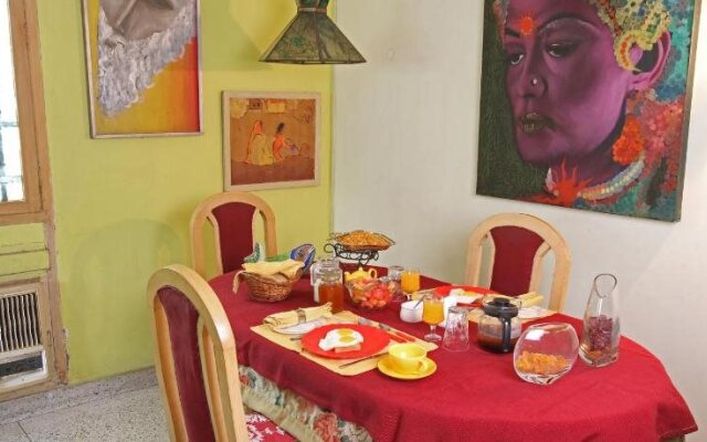 Nina Kochhars Homestay