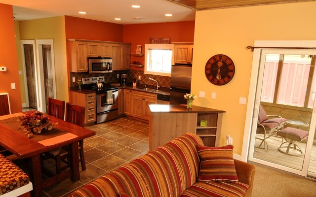 Trappers Landing Lodge