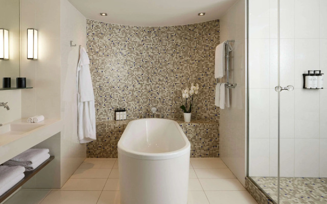 Sofitel Paris Arc de Triomphe