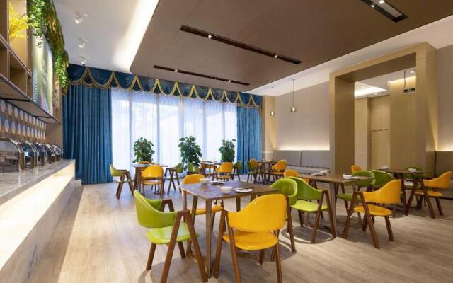 mango crystal hotel