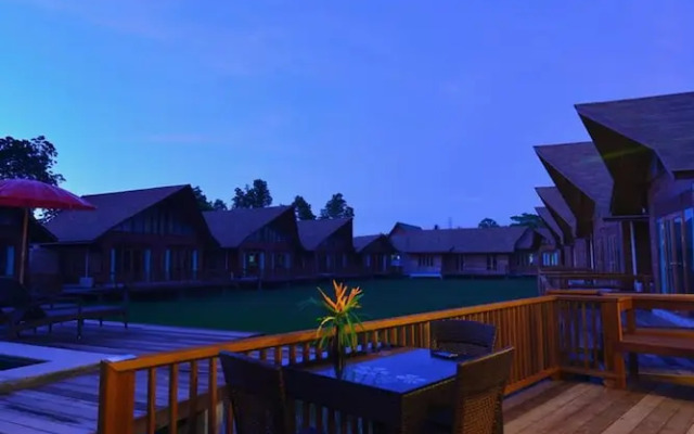 Rice Farm Villa Suratthani