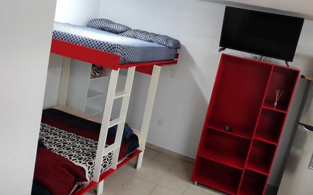 Room in Studio - New Basement Loft With all the Amenities
