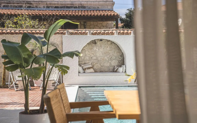 Voger Alacatı Koyici