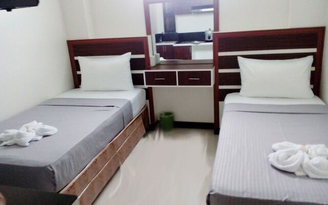 OYO 165 Circle-B Apartelle & Suites