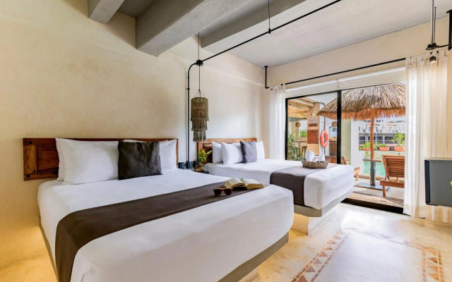 Caribbean Paradise Hotel & Spa - 5th Avenue