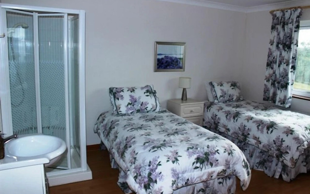 Waterside Cottage, Cashel