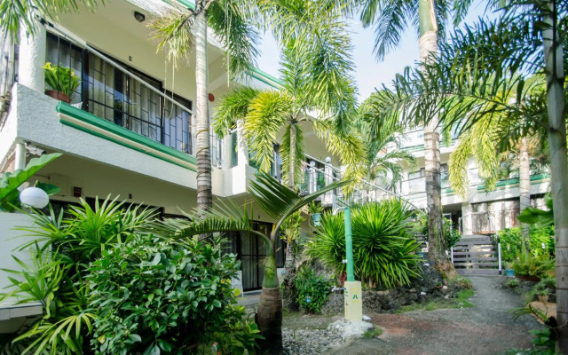 Turtle Inn Resort