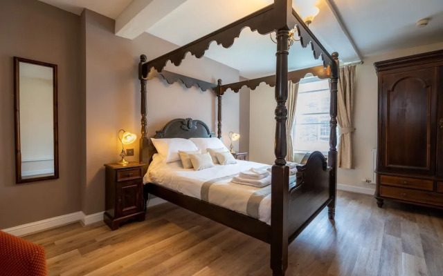 White Lion Royal Hotel