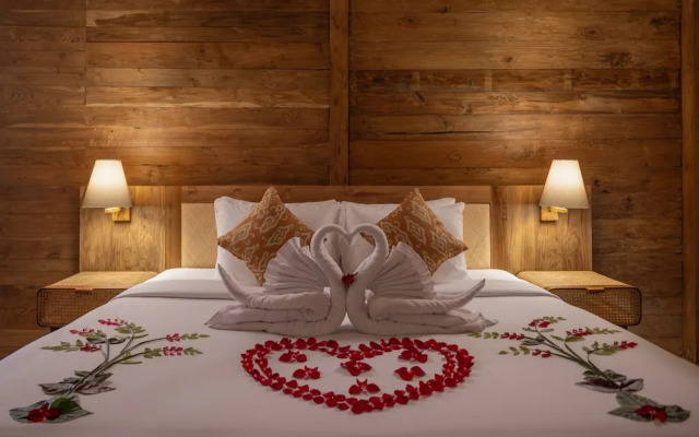 Rumah Kayu Resort