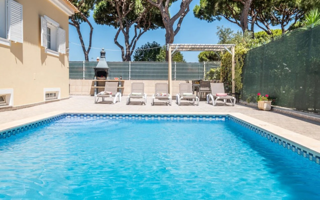 Villa Caly