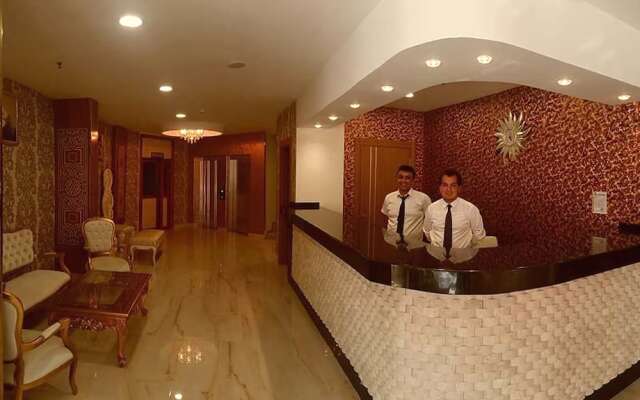 Bayar Garden Beach Hotel