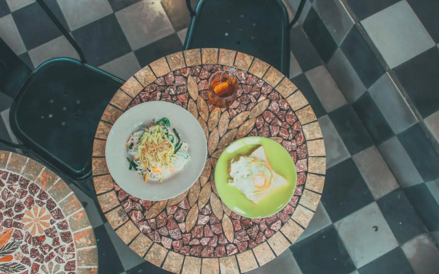 Vitamin Smiles Hostel