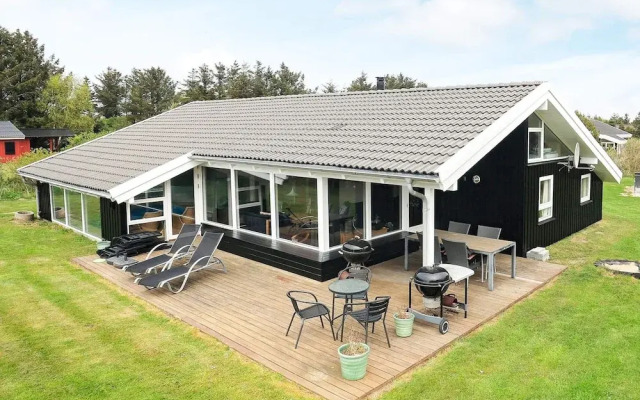 10 Person Holiday Home in Hjorring-by Traum