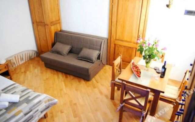 Diocletian Wine Apartment