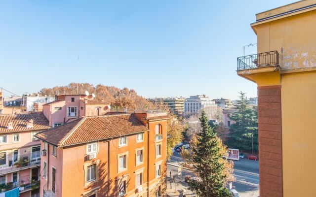 RSH Trastevere Bright Enchanting Apartment