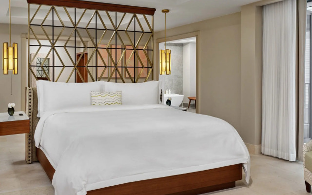 The St. Regis Bermuda Resort