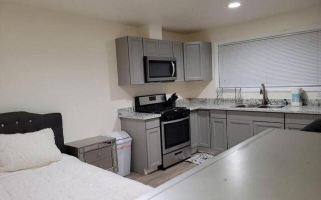 Adorable studio in Vallejo