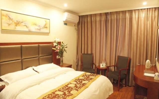 GreenTree Inn Anhui Wuhu Wuwei Chaowu Bus West Station Express Hotel – Guest Rooms – Wuhu