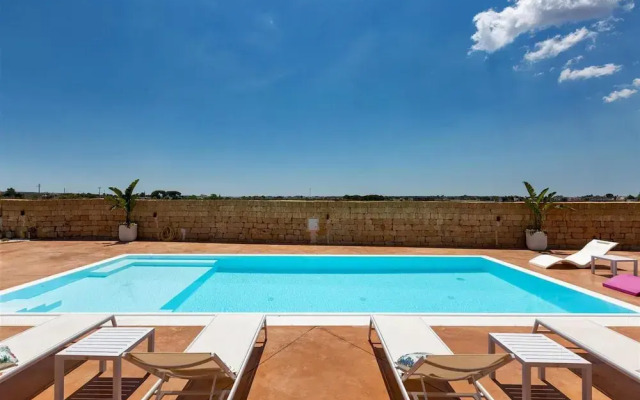 777 Rifinita Villa con Piscina a Presicce