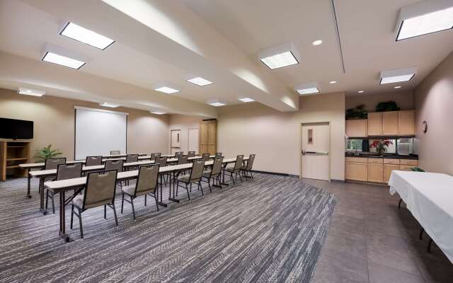 Best Western Plus Kentwood Lodge