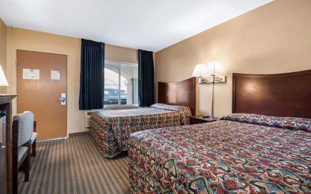 Rodeway Inn Regalodge