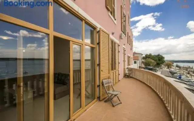 Sanja Apartments Rivarela