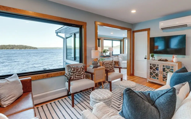 Winnipesaukee Lakefront Home With Dock & Views!