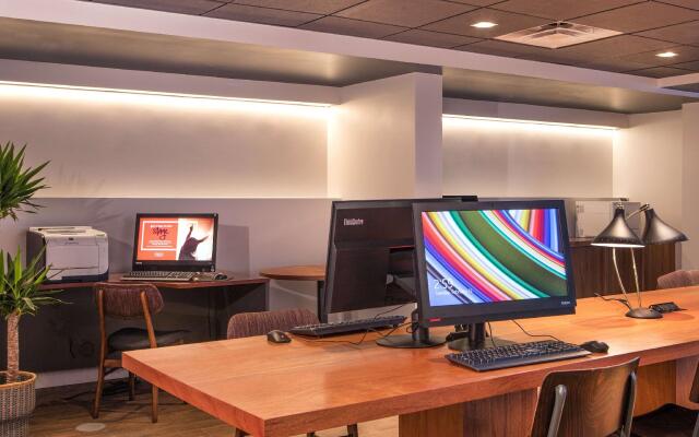 DoubleTree by Hilton Atlanta Windy Hill Ballpark