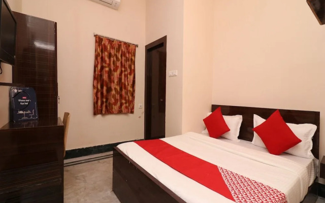Studio Atrium by OYO Rooms