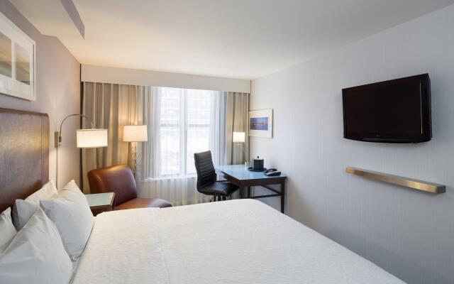 Hampton Inn Seaport Financial District