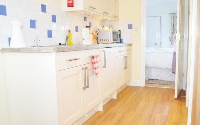 Quixhill - Denstone - Dove Meadow B & B