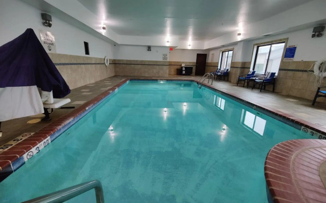 Holiday Inn Express Waterloo Cedar Falls by IHG